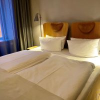 hotel-room-1.jpg